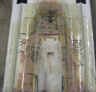 jet ski fiberglass 020.JPG