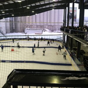 pond hockey 008.JPG