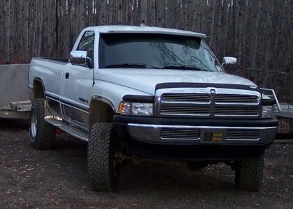 95 Dodge Ram V10.JPG