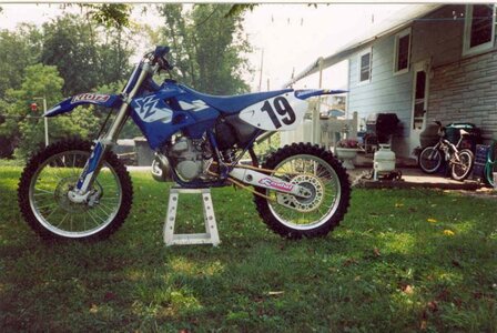 98 YZ 250 with graphics (3).jpg