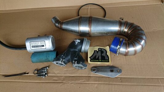 SOLD - Kawi 750 mod Factory pipe and SXR 800 gen 2 x2 MOTOINE | X-H2o