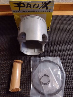 ProX Piston Kit 2.jpg