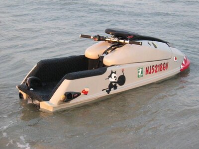 Joe B surfboat1.jpg